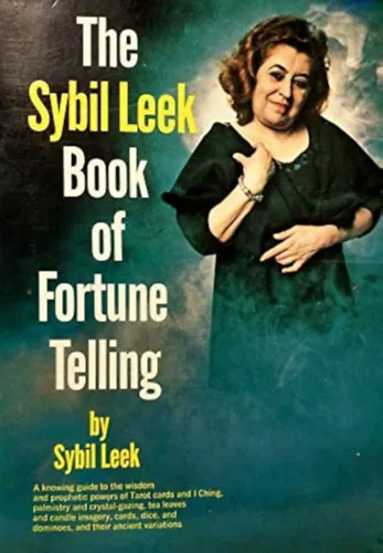 Kedvezmény The Sybil Leek Book of Fortune Telling (1969 First Edition)