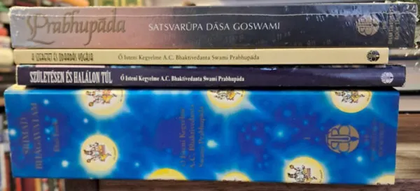 Népszerű 4 db-os könyvcsomag, KÖNYVMENTŐ AJÁNLAT: Születésen és halálon túl+A szeretet és odaadás yogája+Prabhupada - Egy bölcs ember élete és öröksége+Srímad Bhágavatam - Első ének