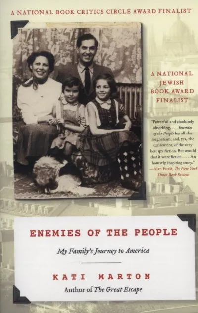 Végkiárusítás Enemies of the People - My Family's Journey to America