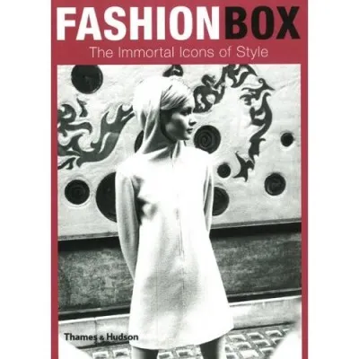 Rendeld meg most Fashion Box - The Immortal Icons of Style