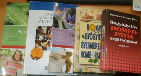 Outlet 5 db Homeopátia: Öngyógyítás homeopátia segítségével; Hogyan gyógyítsuk gyermekeinket homeopátiával; Homeopátia napjainkban; Homeopátia mindenkinek mindenkorra; Homeopátia a mindennapi gyakorlatban