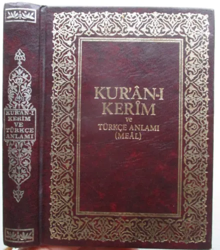 Bestseller Kur'án-i Kerím ve Türkce anlami (meál)